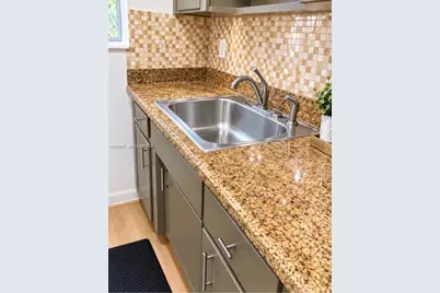 7720 Harding Ave #12, Miami Beach, FL 33141 - Photo 10