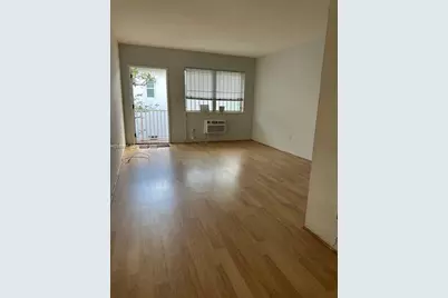 7720 Harding Ave #12, Miami Beach, FL 33141 - Photo 4