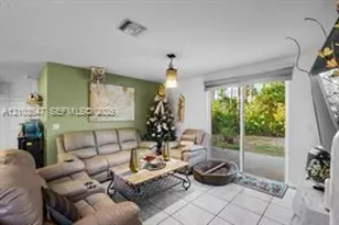 2533 Timber Forest Dr, West Palm Beach, FL 33415 - Photo 14