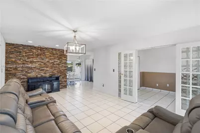 4511 SW 129th Ave, Miami, FL 33175 - Photo 2