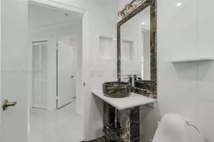 15251 Wilshire Way, Pembroke Pines, FL 33027 - Photo 18