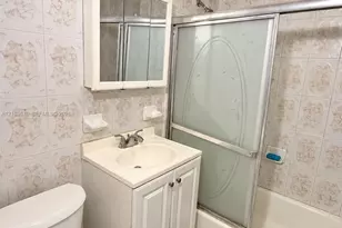 931 NE 130th St, North Miami, FL 33161 - Photo 26