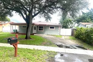 4150 SW 56th Terrace, Davie, FL 33314 - Photo 2