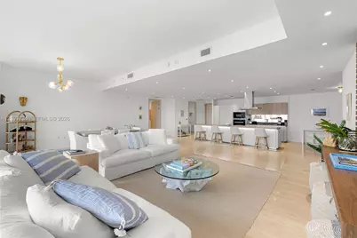 1000 Brickell Plz #PH5403, Miami, FL 33131 - Photo 4