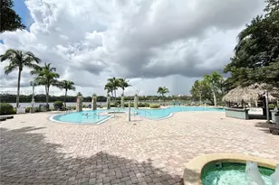 2641 N Flamingo Rd, Sunrise, FL 33323 - Photo 30