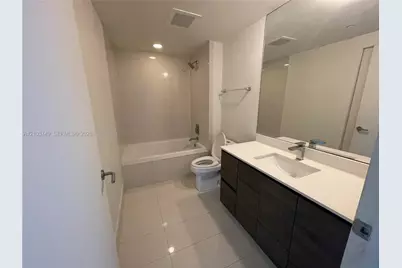 1100 S Miami Ave #1004, Miami, FL 33130 - Photo 20