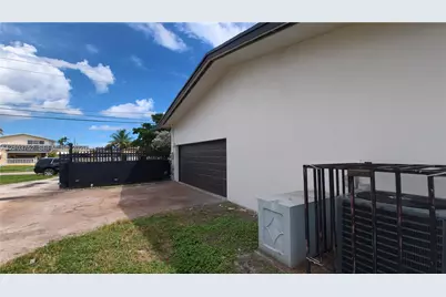 9120 Little River Dr, Miami, FL 33147 - Photo 44