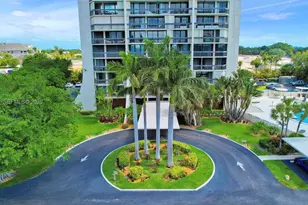 2000 Presidential Way, West Palm Beach, FL 33401 - Photo 4
