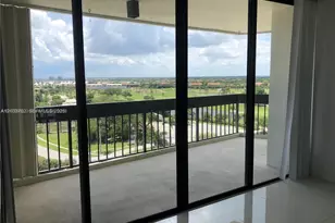 2000 Presidential Way, West Palm Beach, FL 33401 - Photo 2