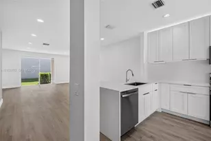 8200 SW 25th Ct, Miramar, FL 33025 - Photo 20