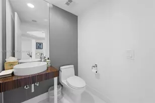 2711 S Ocean Dr, Hollywood, FL 33019 - Photo 20
