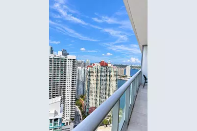 1300 Brickell Bay Dr #3805, Miami, FL 33131 - Photo 38