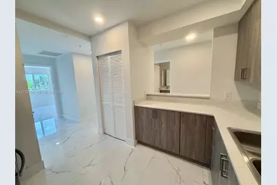 11150 NW 82nd St #201, Doral, FL 33178 - Photo 20