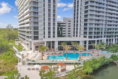 16385 Biscayne Blvd #2302, North Miami Beach, FL 33160 - Photo 18