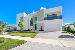 2380 NE 196th St, Miami, FL 33180 - Photo 2