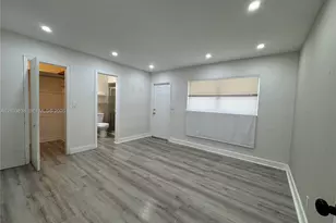 200 SW 10th St, Hallandale Beach, FL 33009 - Photo 8
