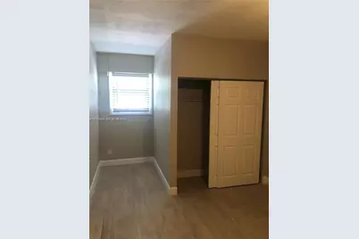 906 Greenbriar Dr #908, Lake Park, FL 33403 - Photo 10