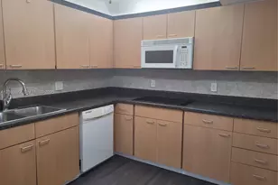 334 Lakeview Dr, Weston, FL 33326 - Photo 6