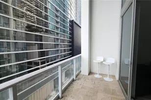 300 S Biscayne Blvd, Miami, FL 33131 - Photo 4