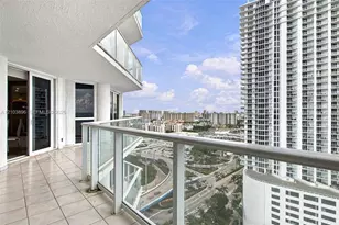 16485 Collins Ave, Sunny Isles Beach, FL 33160 - Photo 6