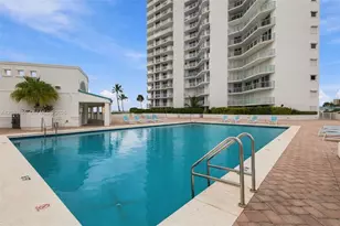 16485 Collins Ave, Sunny Isles Beach, FL 33160 - Photo 32