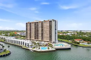 1800 NE 114th St, Miami, FL 33181 - Photo 2