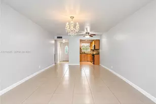 9850 Sunrise Lakes Blvd, Sunrise, FL 33322 - Photo 6