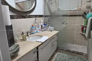 11761 SW 173rd St, Miami, FL 33177 - Photo 6