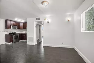 37 SW 14th St, Dania Beach, FL 33004 - Photo 2