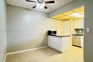 6900 SW 39th St, Davie, FL 33314 - Photo 6