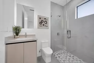 1771 NW 3 St, Miami, FL 33125 - Photo 30