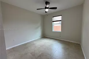 3060 SE 4th Ct, Homestead, FL 33033 - Photo 12