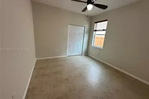 3060 SE 4th Ct, Homestead, FL 33033 - Photo 6