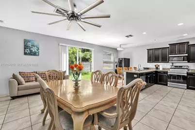 2190 SE 2nd St #2190, Homestead, FL 33033 - Photo 6