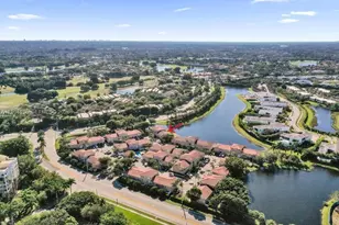 158 Riviera Cir, Weston, FL 33326 - Photo 22