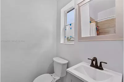 4231 NW 12th Ave, Oakland Park, FL 33309 - Photo 14