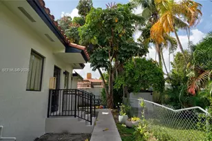1330 NW 5th St, Miami, FL 33125 - Photo 22