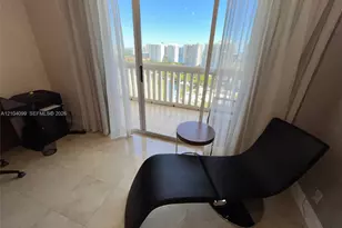 1000 W Island Blvd, Aventura, FL 33160 - Photo 16
