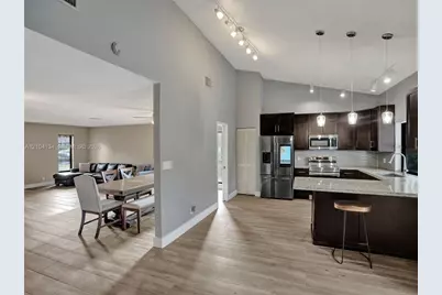 7014 NW 43rd St, Coral Springs, FL 33065 - Photo 8
