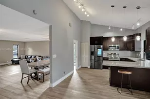 7014 NW 43rd St, Coral Springs, FL 33065 - Photo 8