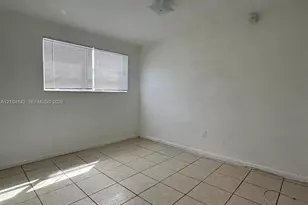 1545 NW 8th Ave, Miami, FL 33136 - Photo 10