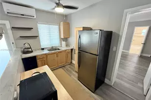 7845 SW 21st St, Miami, FL 33155 - Photo 2