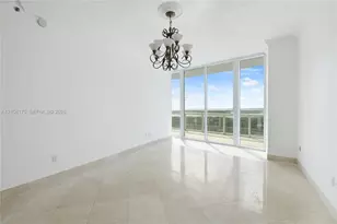 100 S Pointe Dr, Miami Beach, FL 33139 - Photo 8