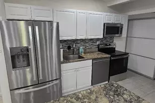 19200 NE 25th Ave, Miami, FL 33180 - Photo 6
