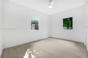 718 NE 87th St, Miami, FL 33138 - Photo 10