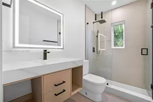 718 NE 87th St, Miami, FL 33138 - Photo 16