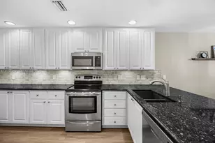 141 Rivinia Dr, Jupiter, FL 33458 - Photo 14