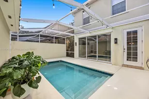 141 Rivinia Dr, Jupiter, FL 33458 - Photo 2