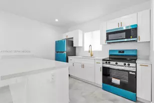 2924 NW 58th St, Miami, FL 33142 - Photo 4