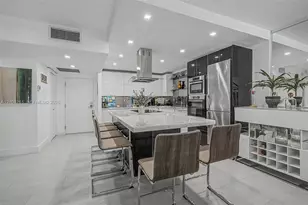2301 Collins Ave, Miami Beach, FL 33139 - Photo 4